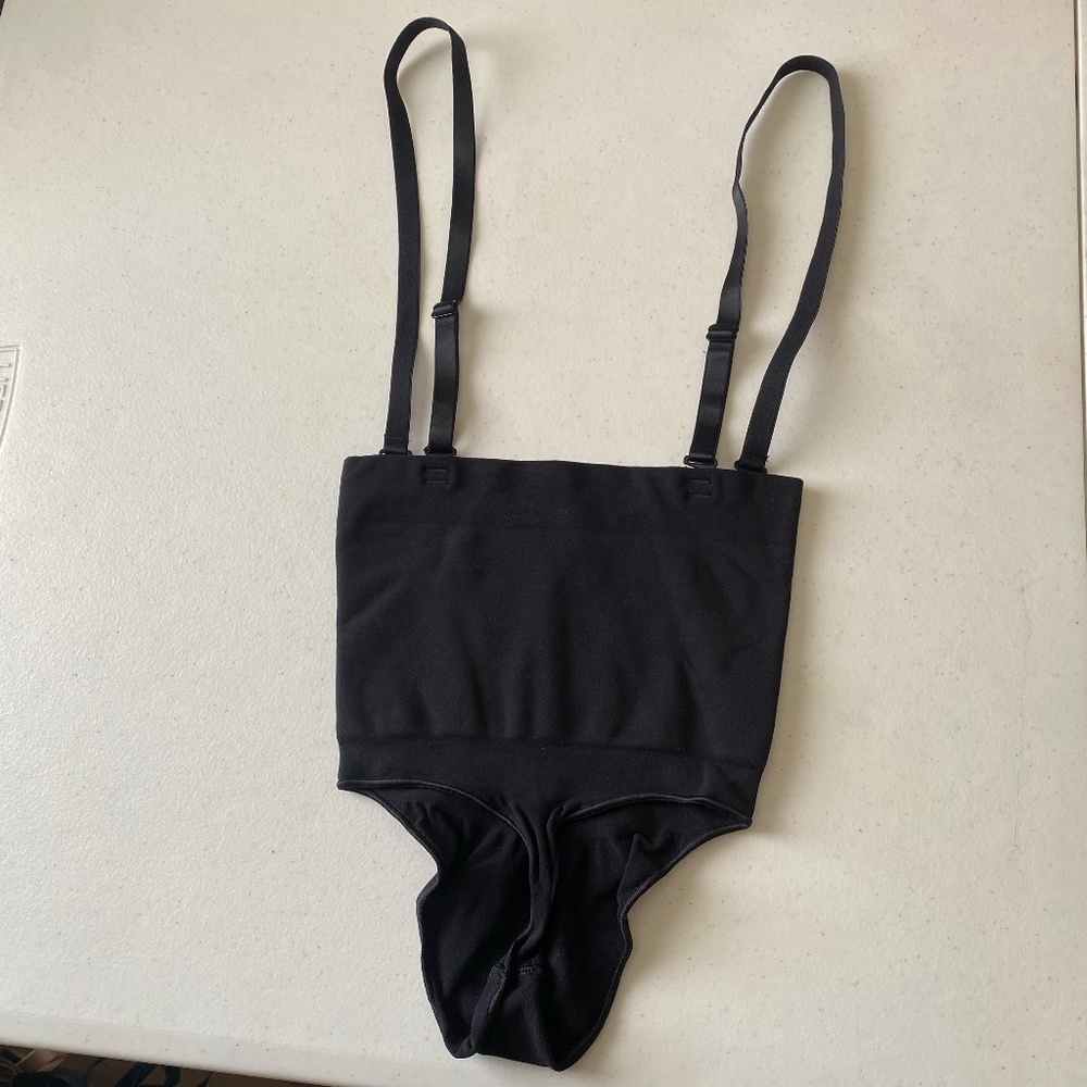 NEW SKIMS Seamless‎ Sculpt High Waisted-Thong Onyx Size XS